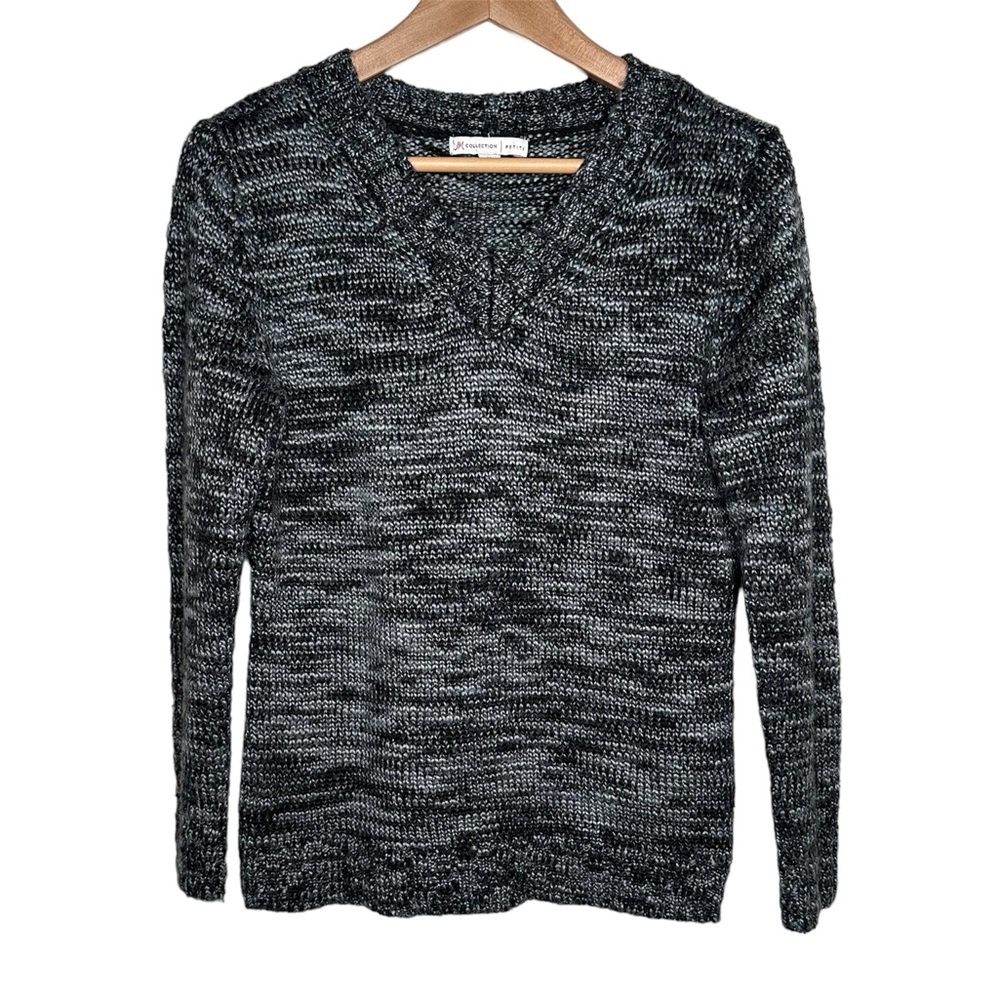 Women’s Black White Sweater Medium Petite